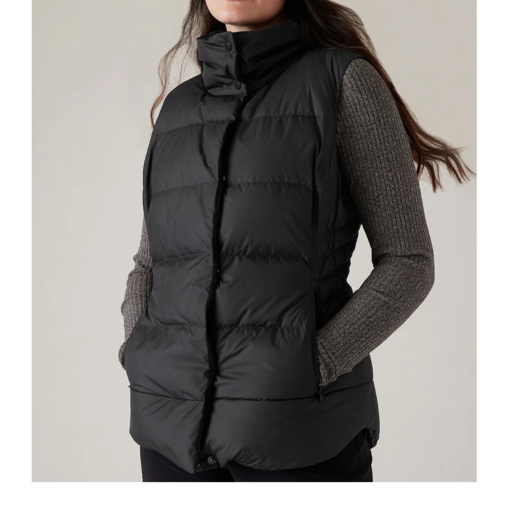 NWT Athleta Gilet Downtown Vest- size small